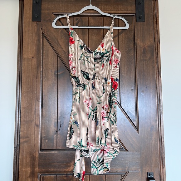 Nanamac Better Coming Striped Wrap Romper in TAN - Picture 4 of 5